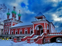 Tixy 
Манастир у Москви 
2010-05-06 00:30:47