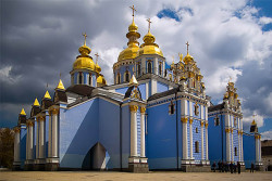 endrju 
St. Michael's Golden-Domed Monastery - Kiev 
2010-05-08 15:38:51