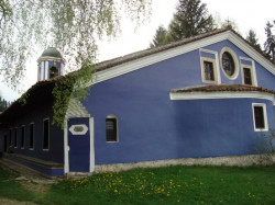svetlak 
Църквата "Успение Богородично", гр. Копривщица  
2010-05-09 18:48:39