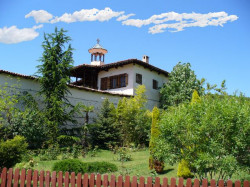 Damianka 
Roshen Monastery "St. Nativity of Mother of God" 
2010-05-10 06:05:01