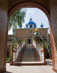 FreeMan 
Manastirea cu hramul Sf. Gheorghe din Ungheni 
2010-05-11 09:41:30