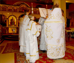 Aimilianos 
Всенощное бдение под праздник Вознесения Господнего 
162 
2010-05-13 09:57:17