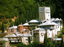 PALADA 
Sfantul Munte Athos prin teleobiectiv: Manastirea Dochiariou 
2010-05-13 15:54:52