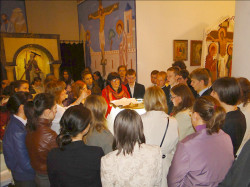 Aimilianos 
Кто поет, тот молится дважды 
2010-05-16 10:42:14
