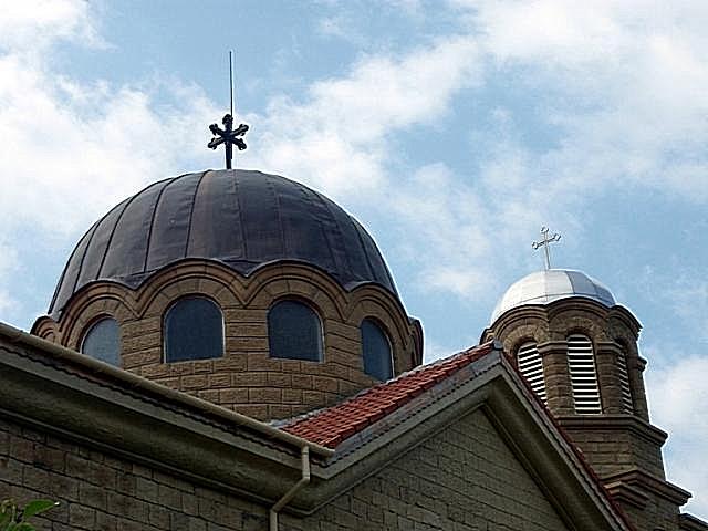 Куполите на храм Свети княз Борис, гр. Момчилград