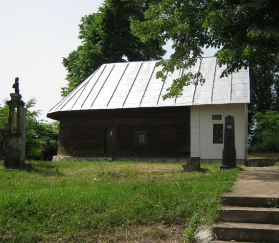 Црква брвнара