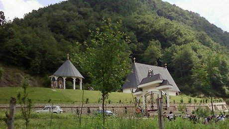 МАНАСТИР ПРЕСВЕТЕ ТРОЈИЦЕ - САСЕ СРЕБРЕНИЦА