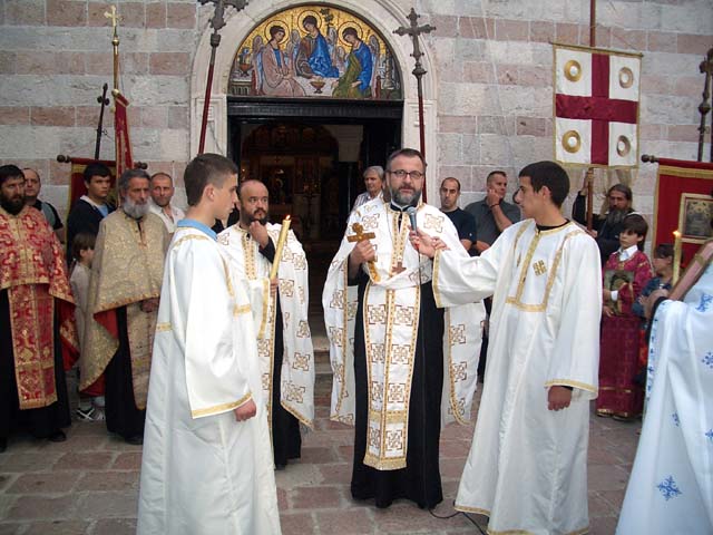 Литија на Тројичиндан