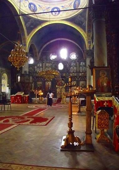 храм “Свето Въведение Богородично”