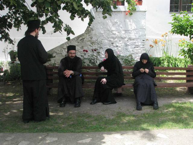 Куда?  за Пастиром!