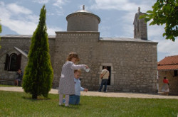 sapuric 
МАНАСТИР ЋЕЛИЈА ПИПЕРСКА - MONASTERY OF CELIJA PIPERSKA 
2010-06-01 22:13:48