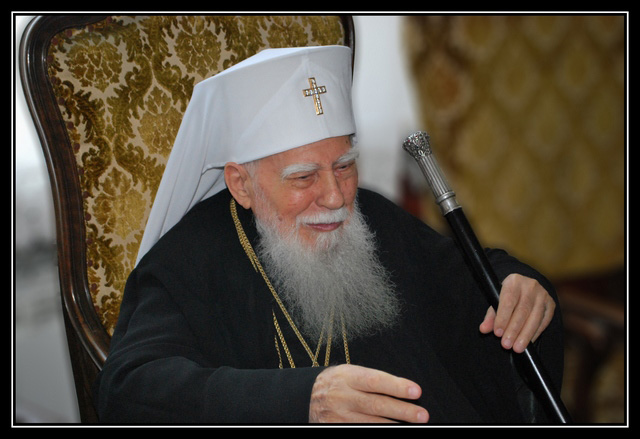 † Максим