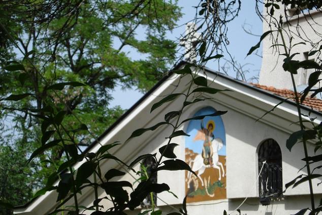 храм "Св. Георги", кв. Дървеница, София