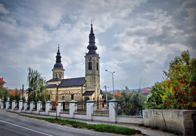 Црква у Сремској Каменици
