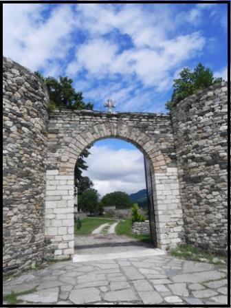Brama do Monasteru w Studenicy