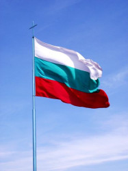 plamka_r 
+ първом сме православни, а после всичко останало + 
2010-07-07 06:39:58