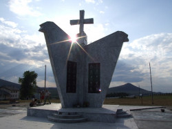 Ljuba Rus 
Сроменик Српским борцима на Змијању 
2010-07-19 20:57:58