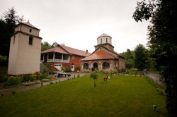 Djole 
Манастир Радошин 
2010-07-27 06:20:34