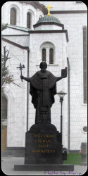 Suroti 
ХРАМ СВЕТОГ САВЕ НА ВРАЧАРУ 
2010-07-27 15:26:05