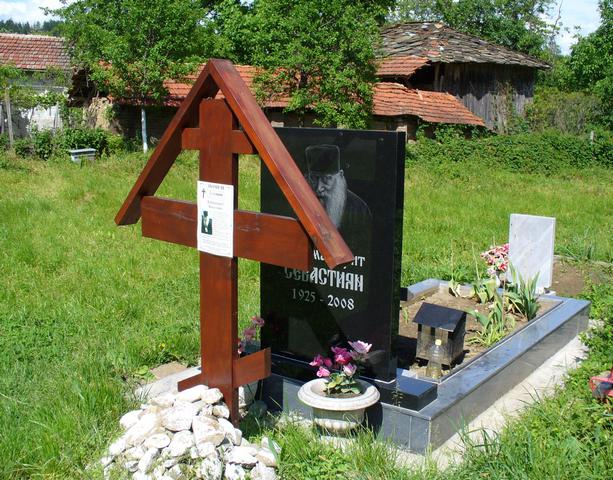 In memory Archimandrit Sevastian (in the Batoshevo Monastery)