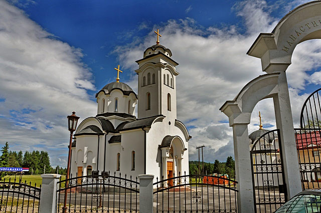 манастир Соколица