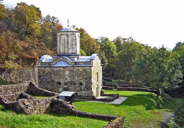 Manastir PAVLOVAC