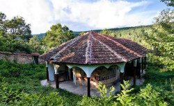 indy 
Penkyovski monastery 
2010-08-01 15:32:02