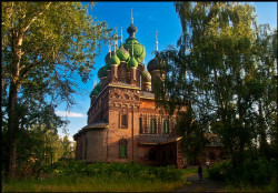 vlasshole 
Церковь Усекновения главы Иоанна Предтечи 
2010-08-02 18:12:47