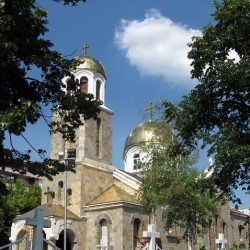 waniia 
Облаче, храм и кръстове 
2010-08-04 20:27:45