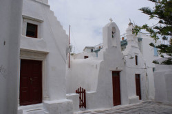Meldelen 
Chapels in Mykonos II 
2010-08-08 11:44:39