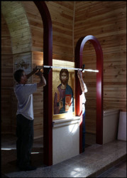 prisluznik1994 
Montaż ikonostasu/montage iconostasis  
2010-08-22 19:53:52