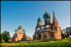 vlasshole 
Ансамбль церквей в Коровниках 
2010-08-25 07:44:50