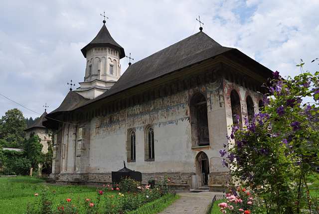 Mănăstirea MOLDOVIŢA -2