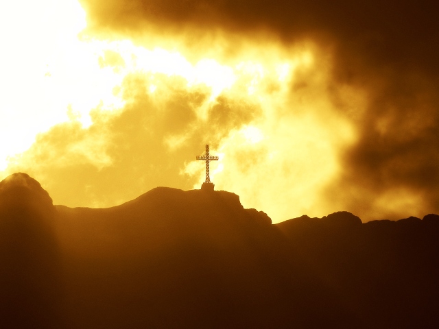 Crucii Tale ne închinăm, Doamne/ We pray to your Holy Cross, Lord