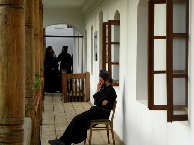 "În inima mea am ascuns cuvintele Tale, ca să nu greşesc Ție."(Ps.118,11) 