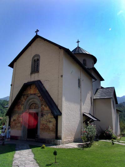 Svjetlost manastira Morače