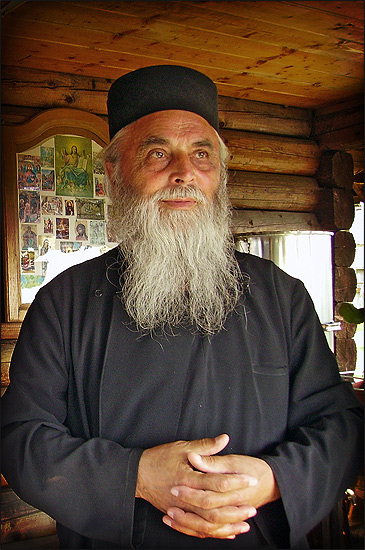 starețul (the Abbot)