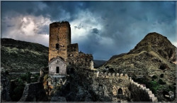 kenzo 
Church in an old fortress 
2010-09-07 20:29:38