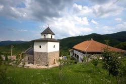 Djole 
Манастир Пековица(Рудник) 
2010-09-17 06:51:18