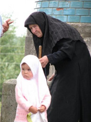 oldbeliever 
Инокиня и девочка  
2010-09-19 17:40:25