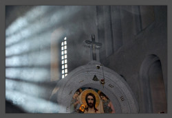 Timothey 
...озаряваща светлина/flash light... 
146 
2010-09-20 15:34:07