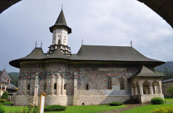 bogdan 
Mănăstirea SUCEVIŢA-3 
2010-09-22 08:38:07