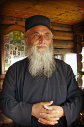 Cristina11 
starețul (the Abbot) 
2010-09-27 22:24:26