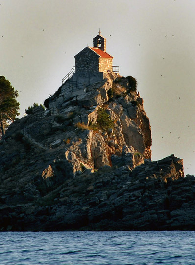 crkva svete Nedelje - Petrovac