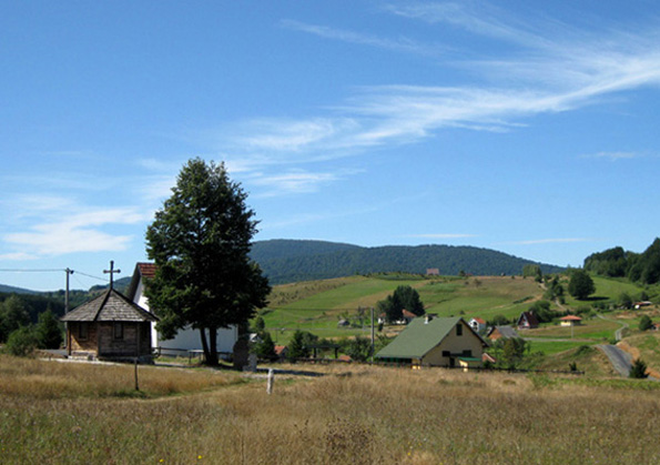 Брвнара на планини