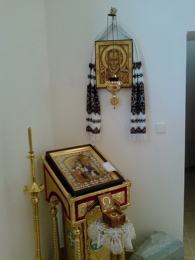 Interier chrama Voznesenija i sv. Nikolaja v Strazskom