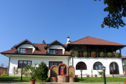 Miladin Šuškal 
KLISINA - konak 
2010-10-10 13:44:58