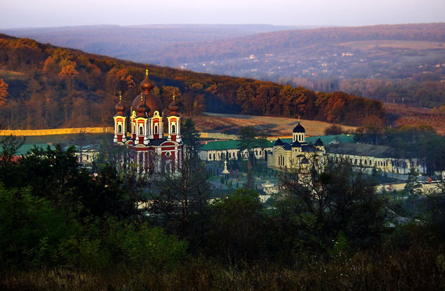 Монастырь Курки