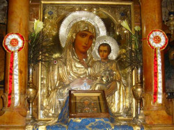 jerusalempics 
Icon from Thomb of Virgin Mary  
2010-11-09 10:28:08