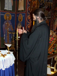 Marijana 
Монах манастира Св. Василије Острошки 
2010-11-09 21:30:47